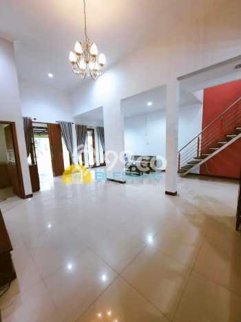 For Sale Rumah Mewah Exclusive di Tembalang, Semarang For Sale Rumah Mewah Exclusive di Tembalang, Semarang