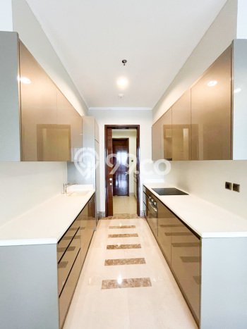 Apartemen Strategis 249m2 di Senopati Jakarta Selatan 4 KT Apartemen Strategis 249m2 di Senopati Jakarta Selatan 4 KT