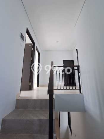 Rumah Premium LT 88m² / LB 85m² di Kompleks Cluster Mojosongo, Surakarta Rumah Premium LT 88m² / LB 85m² di Kompleks Cluster Mojosongo, Surakarta