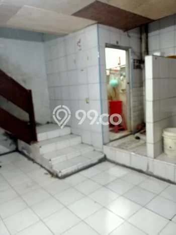 Rumah Luas Asri 2 KT Siap Pakai di Jembatan Dua Jakarta Barat Rumah Luas Asri 2 KT Siap Pakai di Jembatan Dua Jakarta Barat
