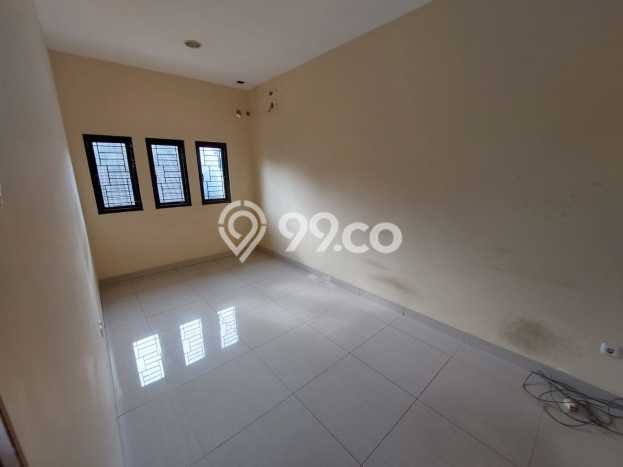 Disewakan Rumah Murah di Tomang Jakarta Barat Punya 3 KT Disewakan Rumah Murah di Tomang Jakarta Barat Punya 3 KT