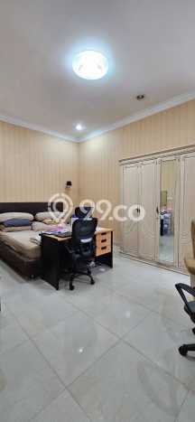 Jual Rumah Mewah Megah Dengan View Cantik di Taman Surya, Jakarta Barat Jual Rumah Mewah Megah Dengan View Cantik di Taman Surya, Jakarta Barat