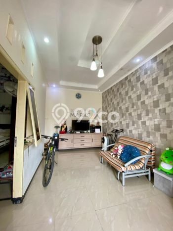Jual Rumah Bagus Siap Huni LB 164m2 di Lowokwaru, Malang Jual Rumah Bagus Siap Huni LB 164m2 di Lowokwaru, Malang