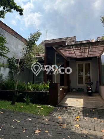 Lokasi strategis! Rumah siap huni dikontrakkan di Blimbing LB 100m2 Lokasi strategis! Rumah siap huni dikontrakkan di Blimbing LB 100m2