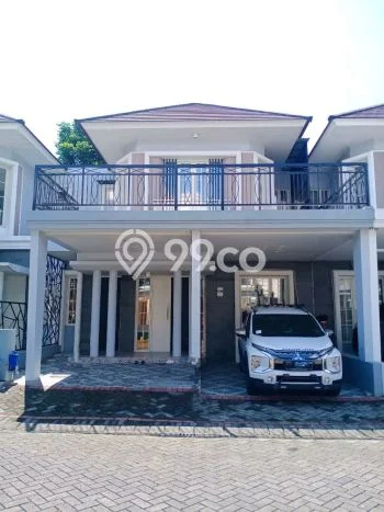 Disewakan! Rumah 4 Kamar Tidur &
3 Kamar Mandi di Soekarno Hatta, Malang Disewakan! Rumah 4 Kamar Tidur &
3 Kamar Mandi di Soekarno Hatta, Malang