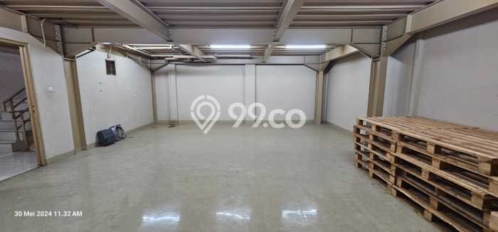 Gudang Bagus Dijual LB 405m2 Lokasi Strategis Jakarta Barat Area Cocok untuk Bisnis Gudang Bagus Dijual LB 405m2 Lokasi Strategis Jakarta Barat Area Cocok untuk Bisnis