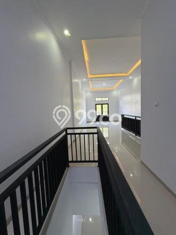 Ruko Bagus LT 80m2 LB 96m2 Dijual di Gunung Pati Semarang Ruko Bagus LT 80m2 LB 96m2 Dijual di Gunung Pati Semarang