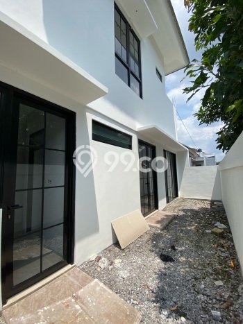 Dijual Rumah Luas Megah Dengan View Eksklusif di Lamper, Semarang Dijual Rumah Luas Megah Dengan View Eksklusif di Lamper, Semarang