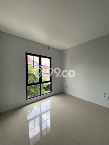 Dijual Rumah Luas Megah Dengan View Eksklusif di Lamper, Semarang Dijual Rumah Luas Megah Dengan View Eksklusif di Lamper, Semarang