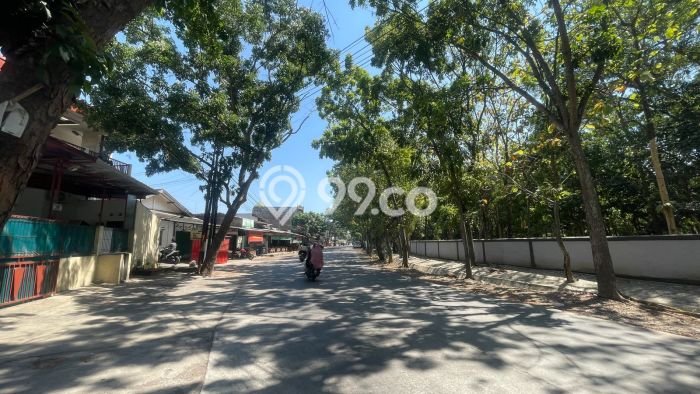 Ruko Bagus LT 132m2 LB 208m2 Dijual di Gunung Pati Semarang Ruko Bagus LT 132m2 LB 208m2 Dijual di Gunung Pati Semarang