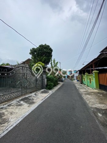 Hunian Mewah Dijual LT 430m2 di Gayamsari, Semarang Hunian Mewah Dijual LT 430m2 di Gayamsari, Semarang