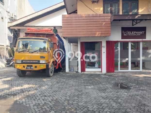 Disewakan Gudang di Kawasan Ramai Pondok Pinang Luas 1140m2 Disewakan Gudang di Kawasan Ramai Pondok Pinang Luas 1140m2