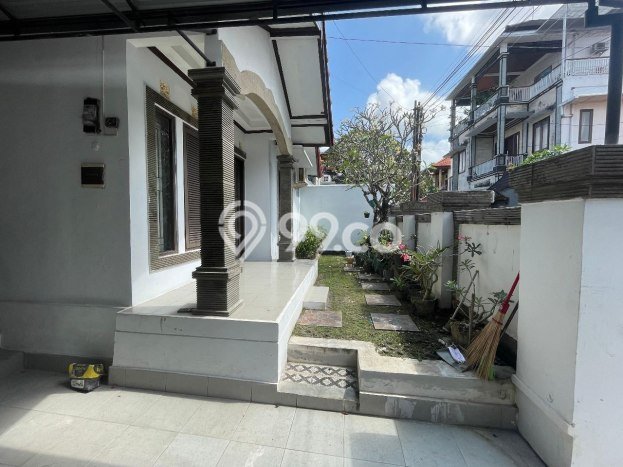 Rumah di Jimbaran, Lingkungan Strategis, 4 KT Rumah di Jimbaran, Lingkungan Strategis, 4 KT