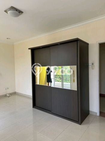 Rumah area , Akses ke Tol, 3 KT, LT 144m2m² LB 360m2m² Rumah area , Akses ke Tol, 3 KT, LT 144m2m² LB 360m2m²
