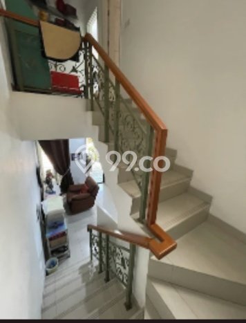 Disewakan! Rumah 3 Kamar Tidur &
3 Kamar Mandi di Gading Serpong, Tangerang Disewakan! Rumah 3 Kamar Tidur &
3 Kamar Mandi di Gading Serpong, Tangerang