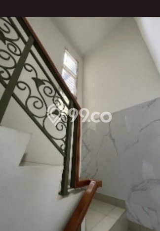 Disewakan! Rumah 3 Kamar Tidur &
3 Kamar Mandi di Gading Serpong, Tangerang Disewakan! Rumah 3 Kamar Tidur &
3 Kamar Mandi di Gading Serpong, Tangerang
