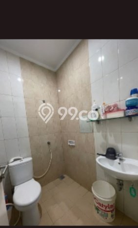 Disewakan! Rumah 3 Kamar Tidur &
3 Kamar Mandi di Gading Serpong, Tangerang Disewakan! Rumah 3 Kamar Tidur &
3 Kamar Mandi di Gading Serpong, Tangerang