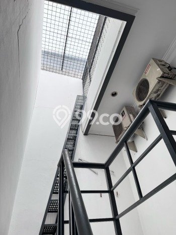 Rumah Luas Asri 3 KT Siap Huni di Daan Mogot Jakarta Barat Rumah Luas Asri 3 KT Siap Huni di Daan Mogot Jakarta Barat