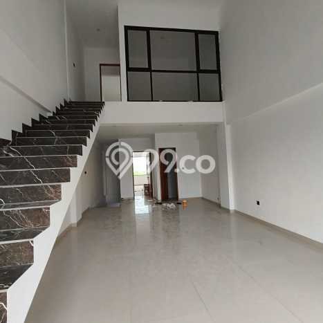 HARGA BERSAING! Ruko di Alam Sutera, Luas 380m², Area Komersial HARGA BERSAING! Ruko di Alam Sutera, Luas 380m², Area Komersial