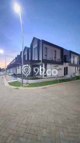 Hunian Elit LB 60m2 Siap Pakai Desain Elegan di Sektor 7-Bintaro, Tangerang Selatan Hunian Elit LB 60m2 Siap Pakai Desain Elegan di Sektor 7-Bintaro, Tangerang Selatan