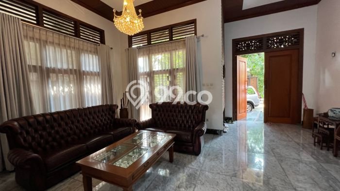 Rumah Elit Modern Siap Huni di Bintaro Tangerang Selatan Rumah Elit Modern Siap Huni di Bintaro Tangerang Selatan