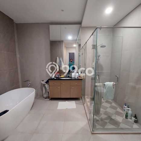 For Sale! Luxury House LT 300m2 Desain Elegan di Jelambar For Sale! Luxury House LT 300m2 Desain Elegan di Jelambar