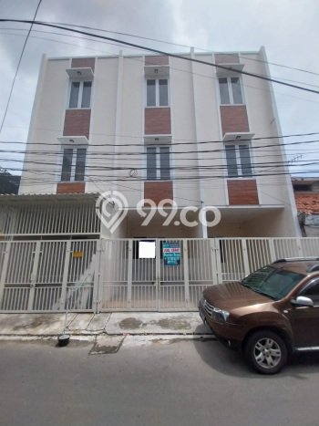 Dijual Rumah Eksklusif 3 KT di Duri Kepa, Jakarta Barat Dijual Rumah Eksklusif 3 KT di Duri Kepa, Jakarta Barat