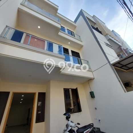 Ready to Use! Luxury House LT 96m2 Desain Elegan di Taman Ratu Ready to Use! Luxury House LT 96m2 Desain Elegan di Taman Ratu