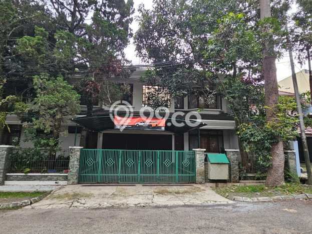 Ready to Use! Premium House LT 700m2 Desain Modern di Dago Ready to Use! Premium House LT 700m2 Desain Modern di Dago