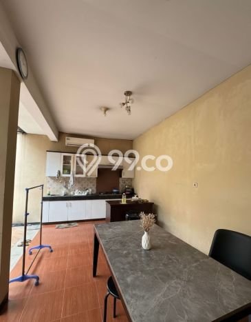 Rumah Luas Asri 3 KT Siap Huni di Taman Holis Indah Bandung Rumah Luas Asri 3 KT Siap Huni di Taman Holis Indah Bandung