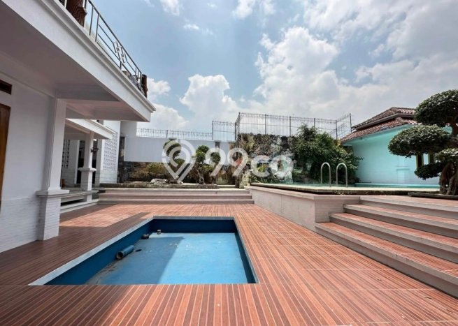Rumah Minimalis 5 Kamar LT 1436m2 di Kota Sukabumi Rumah Minimalis 5 Kamar LT 1436m2 di Kota Sukabumi