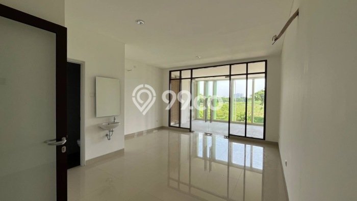 Ruko Dijual di Prime Area Jakarta Timur Luas 225m2 Ruko Dijual di Prime Area Jakarta Timur Luas 225m2