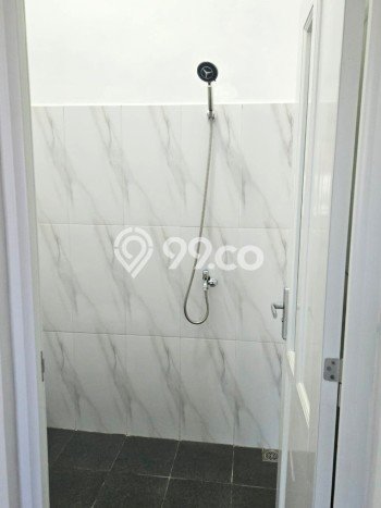 Rumah Strategis Modern Lb 100m2 di Cakung, Jakarta Timur Rumah Strategis Modern Lb 100m2 di Cakung, Jakarta Timur