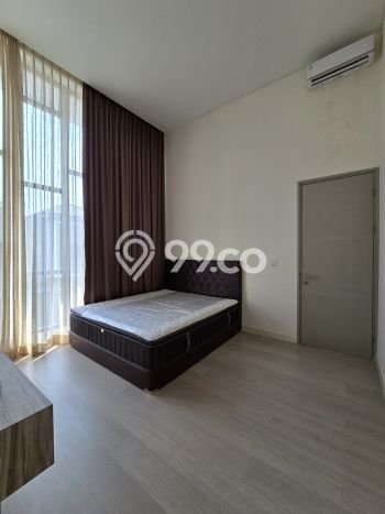 Disewakan! Rumah 4 Kamar Tidur &
4 Kamar Mandi di Jakarta Garden City, Jakarta Timur Disewakan! Rumah 4 Kamar Tidur &
4 Kamar Mandi di Jakarta Garden City, Jakarta Timur