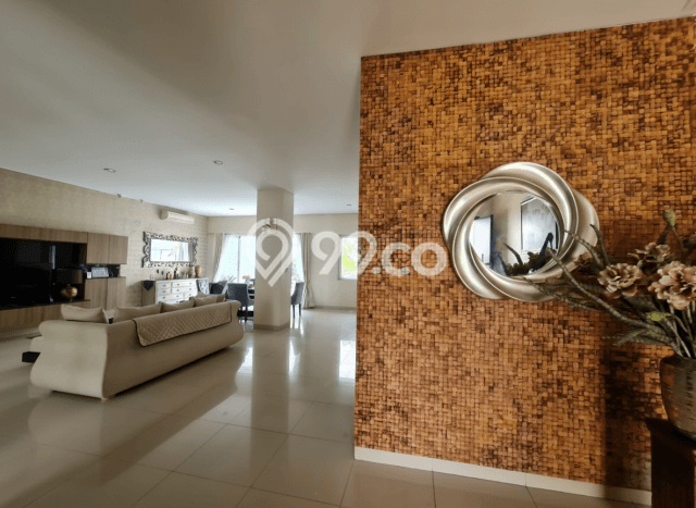 Rumah Elit LB 350m2 Siap Huni Desain Elegan di Jakarta Garden City, Jakarta Timur Rumah Elit LB 350m2 Siap Huni Desain Elegan di Jakarta Garden City, Jakarta Timur