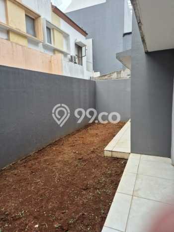 Rumah Luas Asri 4 KT Siap Huni di Jakarta Garden City Jakarta Timur Rumah Luas Asri 4 KT Siap Huni di Jakarta Garden City Jakarta Timur
