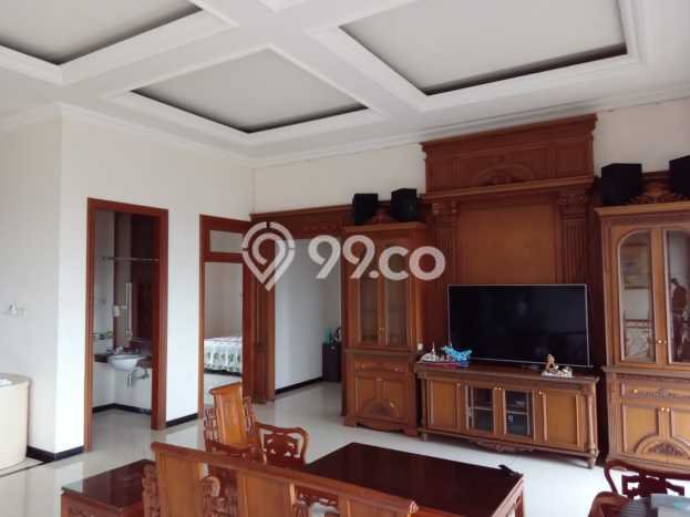 Rumah di Bukit Sari, 5 KT, View Kota, LT 688m2m² LB 710m2m² Rumah di Bukit Sari, 5 KT, View Kota, LT 688m2m² LB 710m2m²