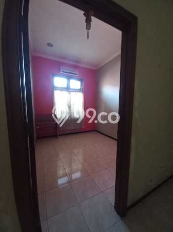 For Sale Rumah 5 Kamar Lokasi Ideal Nyaman dan Strategis di Ungaran Timur For Sale Rumah 5 Kamar Lokasi Ideal Nyaman dan Strategis di Ungaran Timur