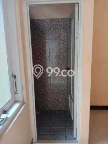 For Sale Rumah 6 Kamar Lokasi Strategis Nyaman dan Strategis di Semarang Barat For Sale Rumah 6 Kamar Lokasi Strategis Nyaman dan Strategis di Semarang Barat