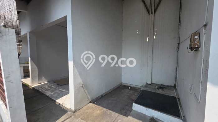 Gudang Area Komersial Kawasan Semarang Barat, Luas 800m2m², Jalan Raya Gudang Area Komersial Kawasan Semarang Barat, Luas 800m2m², Jalan Raya