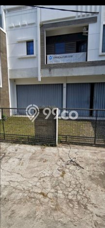 Area Ramai! Ruko Dijual di Pedurungan untuk Bisnis Luas Bangunan 300m2 Area Ramai! Ruko Dijual di Pedurungan untuk Bisnis Luas Bangunan 300m2