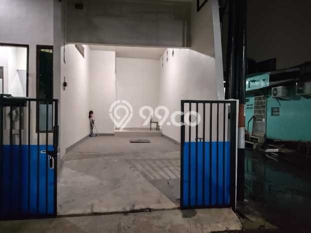 Disewakan! Rumah 2 Kamar Tidur &
2 Kamar Mandi di Tanah Mas, Semarang Disewakan! Rumah 2 Kamar Tidur &
2 Kamar Mandi di Tanah Mas, Semarang