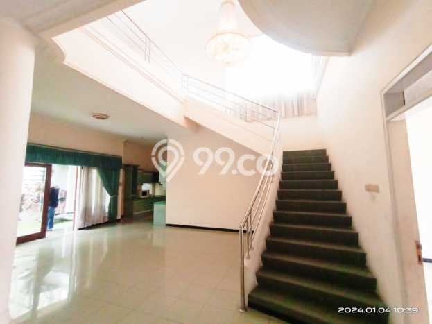For Sale! Premium House LT 300m2 Desain Modern di Puspowarno For Sale! Premium House LT 300m2 Desain Modern di Puspowarno