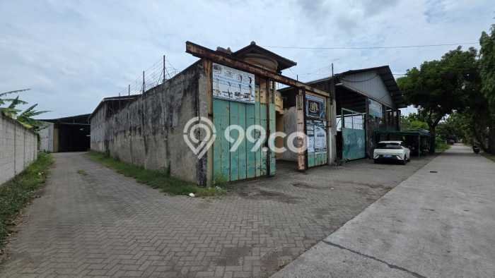 Disewakan Gudang Premium Kawasan Demak, Luas 1200m2m², Area Ramai Disewakan Gudang Premium Kawasan Demak, Luas 1200m2m², Area Ramai