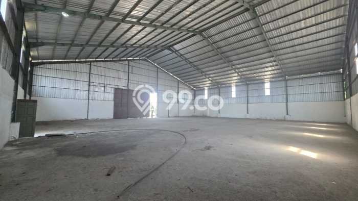 Gudang Kawasan Kaliwungu, Luas 750m², Akses Utama, Ready Operasi Gudang Kawasan Kaliwungu, Luas 750m², Akses Utama, Ready Operasi