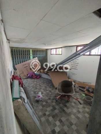 Disewakan Rumah Murah di Puspowarno Semarang dengan 4 Kamar Tidur Disewakan Rumah Murah di Puspowarno Semarang dengan 4 Kamar Tidur