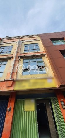 Untuk Dijual Ruko di Cikampek Karawang LT 75m2 / LB 215m2 Untuk Dijual Ruko di Cikampek Karawang LT 75m2 / LB 215m2
