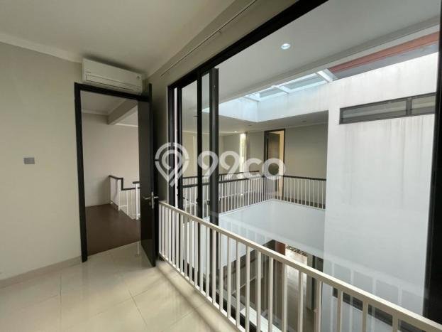 Rumah Luxury Modern Siap Huni di Bintaro Tangerang Selatan Rumah Luxury Modern Siap Huni di Bintaro Tangerang Selatan