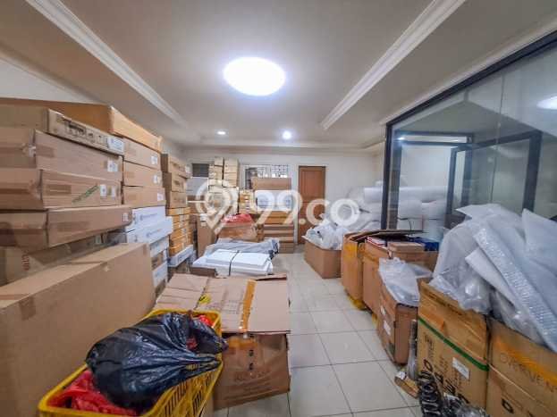 Untuk Dijual Ruko di Senen Jakarta Pusat LT 80m2 / LB 0m2 Untuk Dijual Ruko di Senen Jakarta Pusat LT 80m2 / LB 0m2