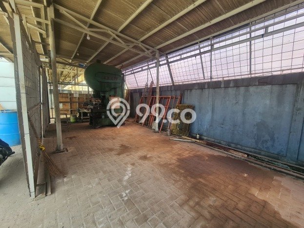 Pabrik Disewa di Cikarang Selatan, Bekasi, LT 1300m2 / LB 700m2 Pabrik Disewa di Cikarang Selatan, Bekasi, LT 1300m2 / LB 700m2